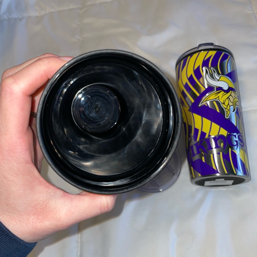 Vikings Tumbler Set with Logo - Picture 4 of 5